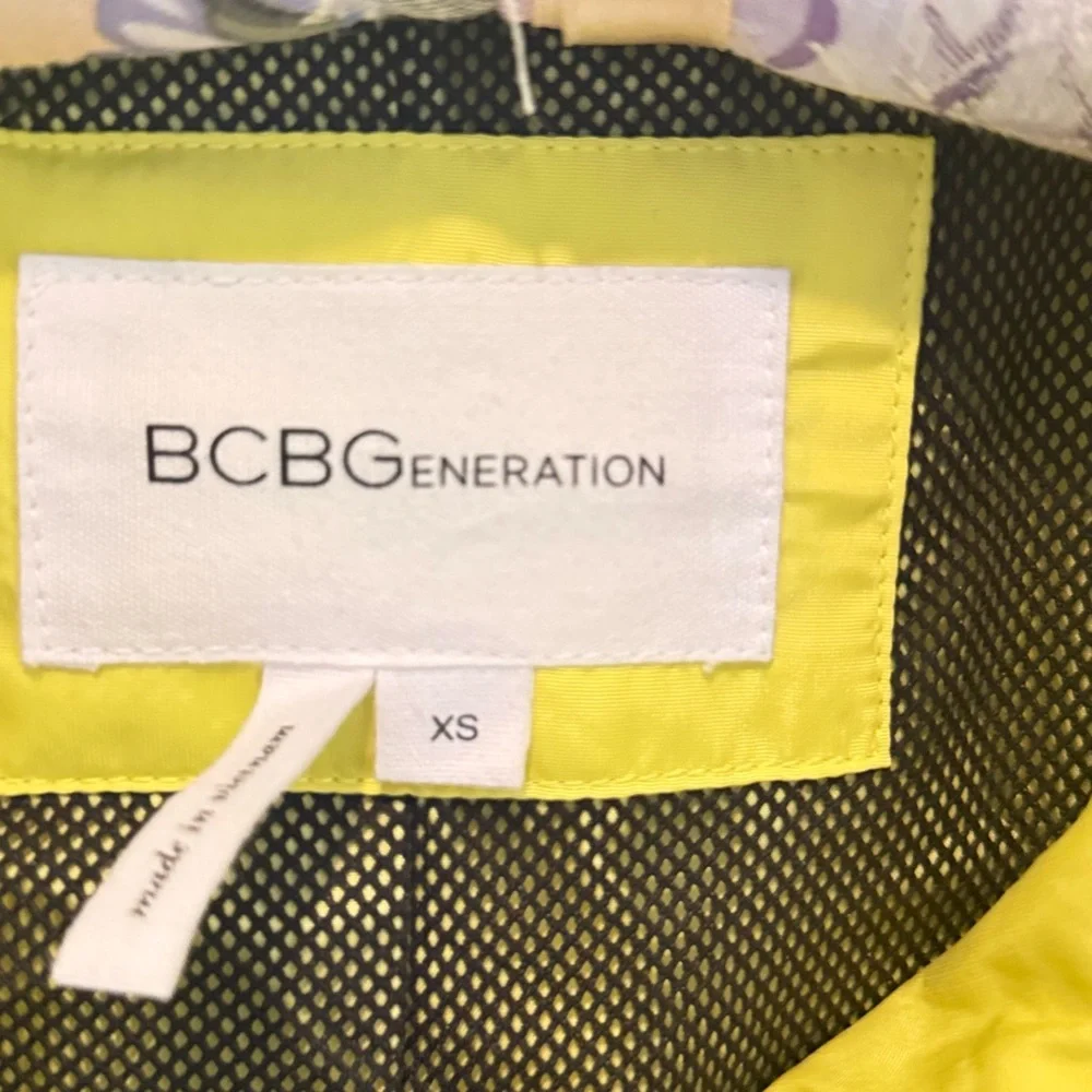 BCBGeneration Bright Yellow Kids Puffer Jacket - Picture 4 of 4
